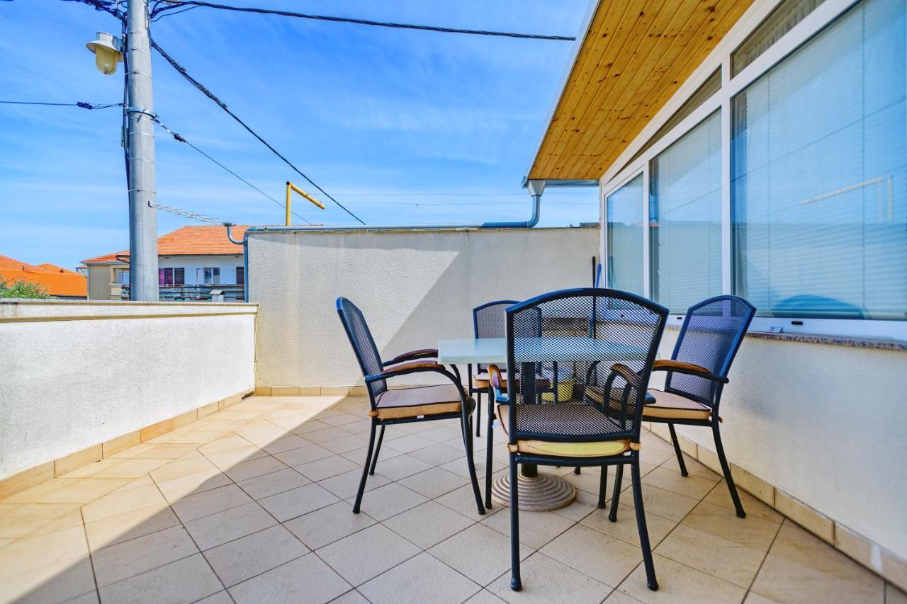 Comfort Holiday Apartment Zadar - With Parking And Balcony Exterior foto
